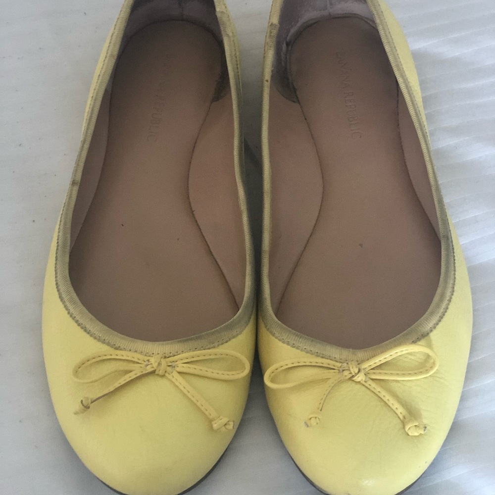 Yellow Banana Republic ballet flats